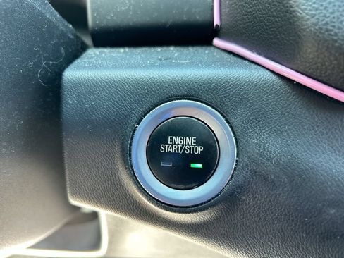 Used 2018 GMC Terrain SLE FWD image 19
