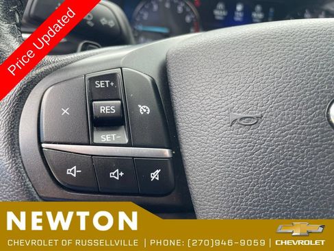 Used 2020 Ford Explorer XLT w/ Equipment Group 202A RWD image 14
