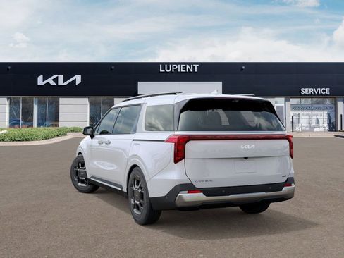 New 2026 Kia Carnival SX image 5