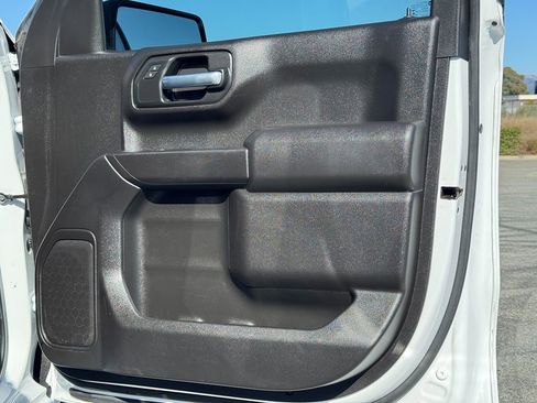 Used 2023 Chevrolet Silverado 1500 Custom image 20