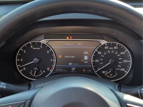 Used 2023 Nissan Altima 2.5 SV FWD image 21