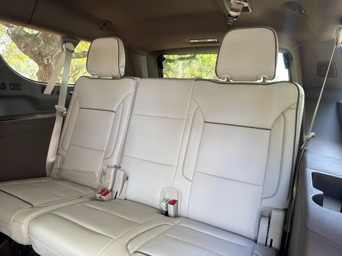 New 2026 GMC Yukon XL Denali w/ Sun & Power Step Package AWD/4WD image 25