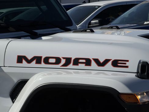 Used 2023 Jeep Gladiator Mojave w/ Cold Weather Group image 5