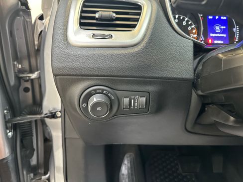 Used 2019 Jeep Compass Latitude w/ Cold Weather Group image 22