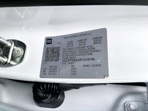 Used 2023 Chevrolet Colorado Z71 w/ Z71 Convenience Package 2 image 37