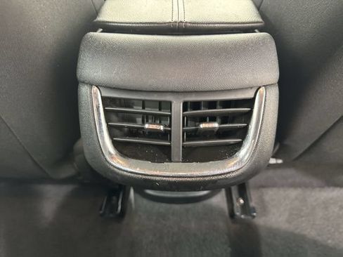 Used 2025 Chevrolet Malibu LT FWD image 20