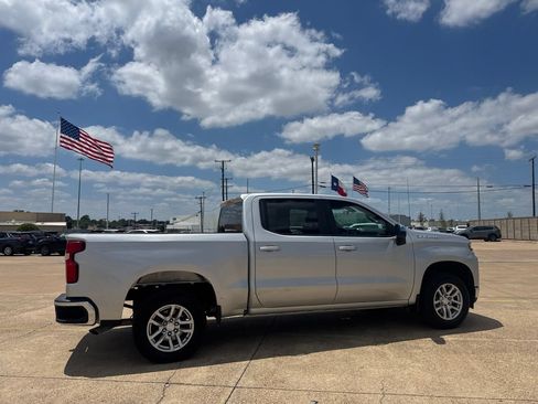 Used 2022 Chevrolet Silverado 1500 LT AWD/4WD image 24