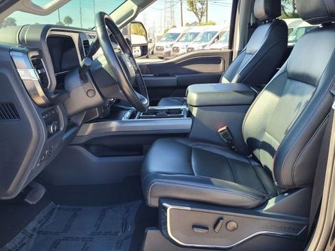 Certified 2023 Ford F450 Lariat w/ Lariat Ultimate Package image 13