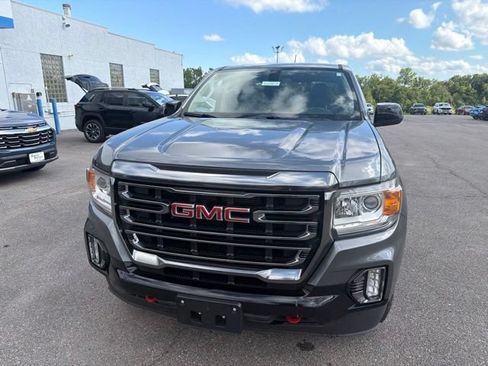 Used 2022 GMC Canyon AT4 w/ Trailering Package AWD/4WD image 5