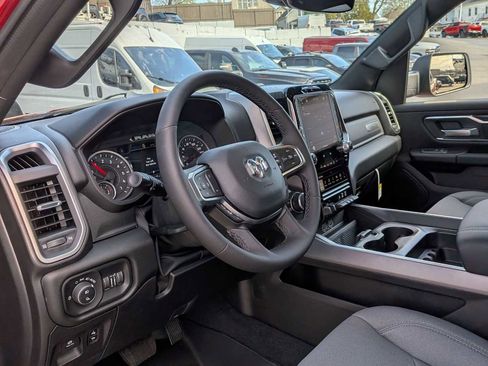New 2026 RAM 1500 Big Horn AWD/4WD image 9