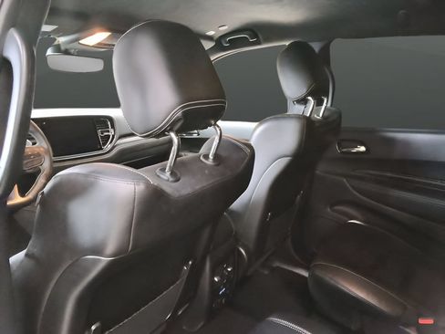 Used 2022 Dodge Durango SRT w/ Premium Interior Group AWD/4WD image 19