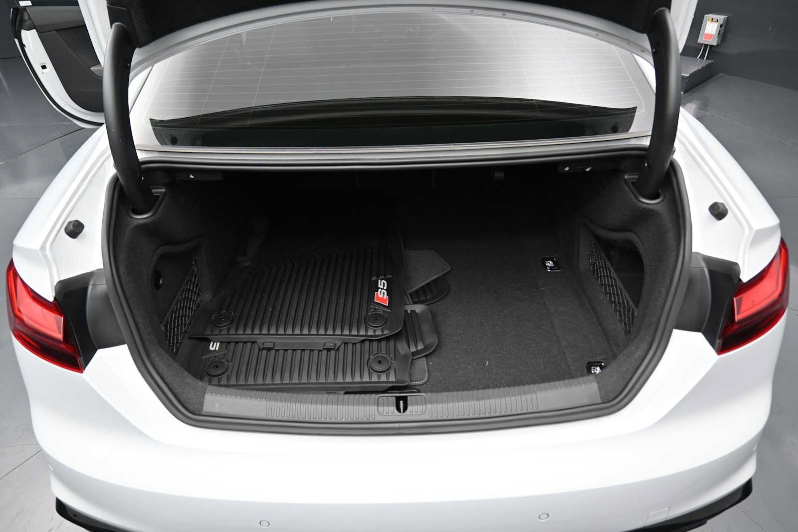 Used 2023 Audi S5 Premium Plus w/ Premium Plus AWD/4WD image 20