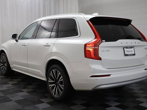 Used 2022 Volvo XC90 T6 Momentum w/ Climate Package image 17