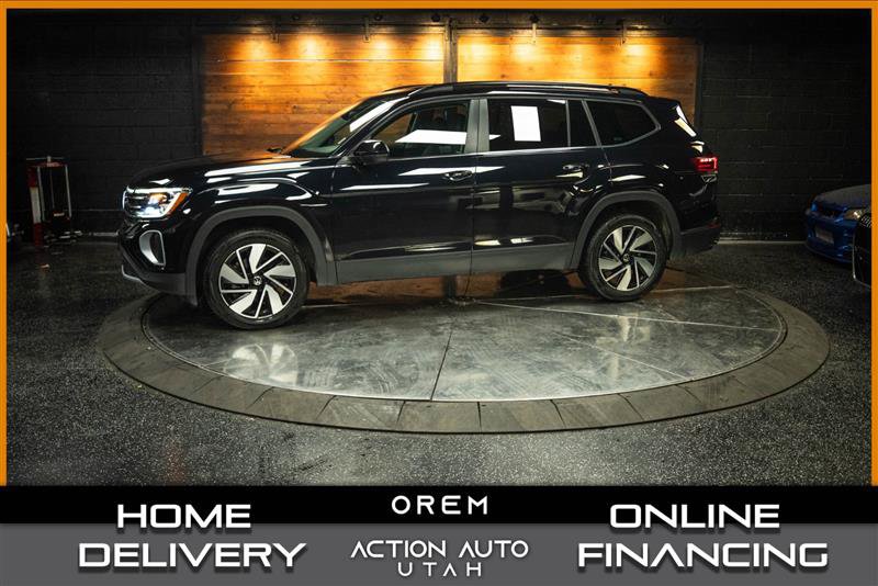 Used 2025 Volkswagen Atlas SE AWD/4WD image 1