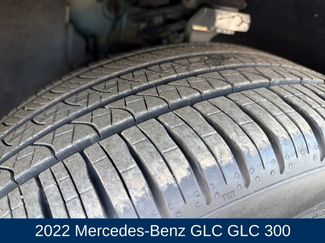 Used 2022 Mercedes-Benz GLC 300 4MATIC video 3