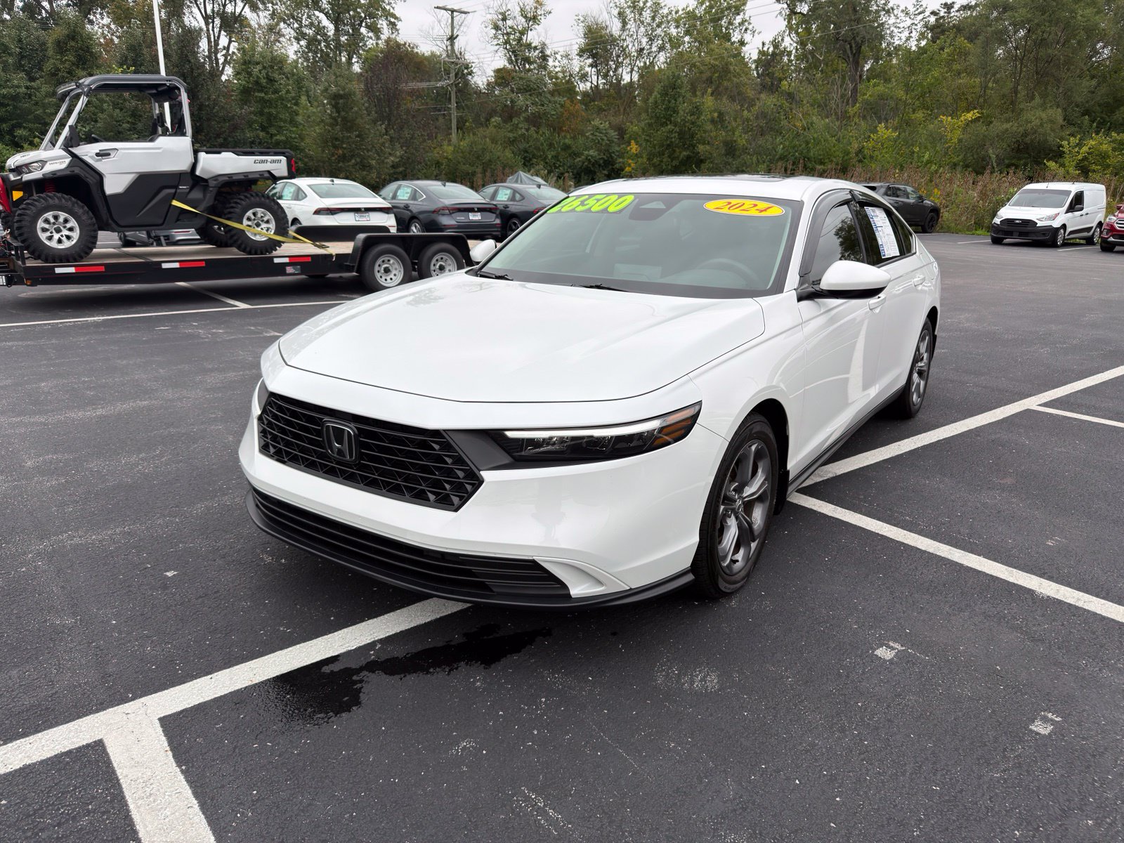Used 2024 Honda Accord EX image 2