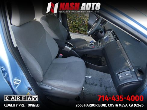 Used 2014 Toyota Prius Prime Plug-In Hybrid FWD image 28