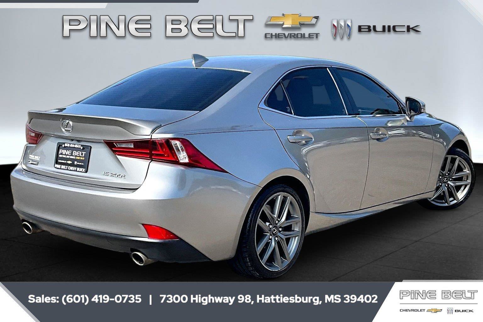 Used 2016 Lexus IS 200t RWD image 11