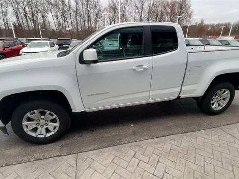 Used 2022 Chevrolet Colorado LT w/ Fleet Safety Package image 4