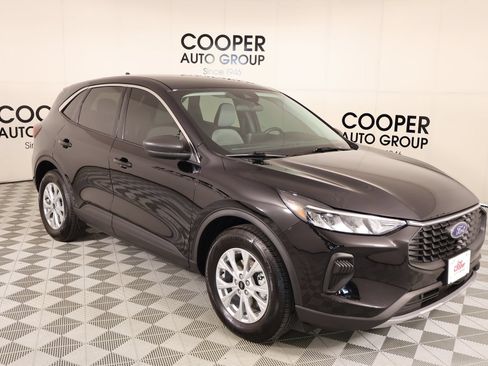 Used 2023 Ford Escape Active AWD/4WD image 1