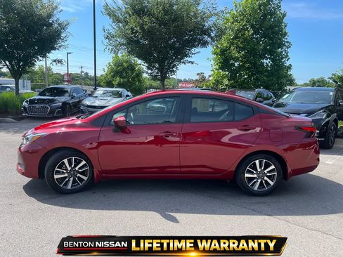 Used 2025 Nissan Versa SV w/ Trunk Package FWD image 5