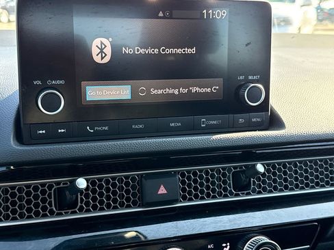 Used 2025 Honda Civic Sport image 23