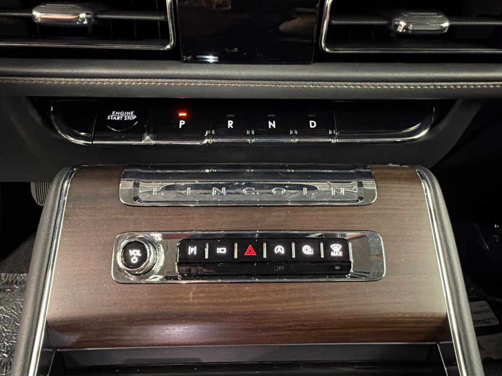 New 2027 Lincoln Aviator Reserve AWD/4WD image 14