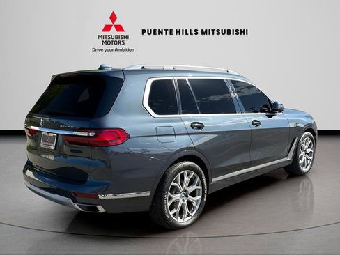 Used 2022 BMW X7 xDrive40i w/ Premium Package AWD/4WD image 5