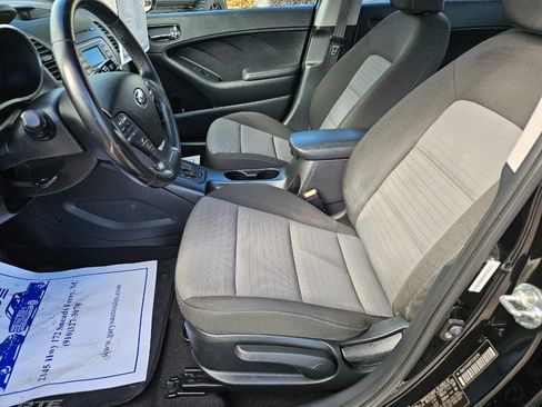 Used 2015 Kia Forte EX image 12
