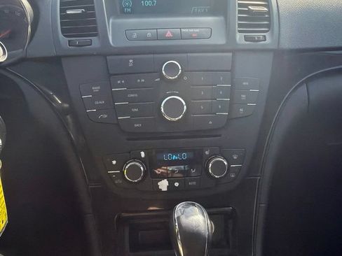 Used 2011 Buick Regal CXL FWD image 14