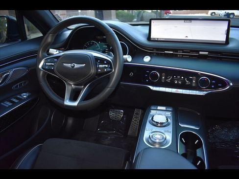 Used 2022 Genesis GV70 3.5T Sport w/ Sport Prestige Package image 33