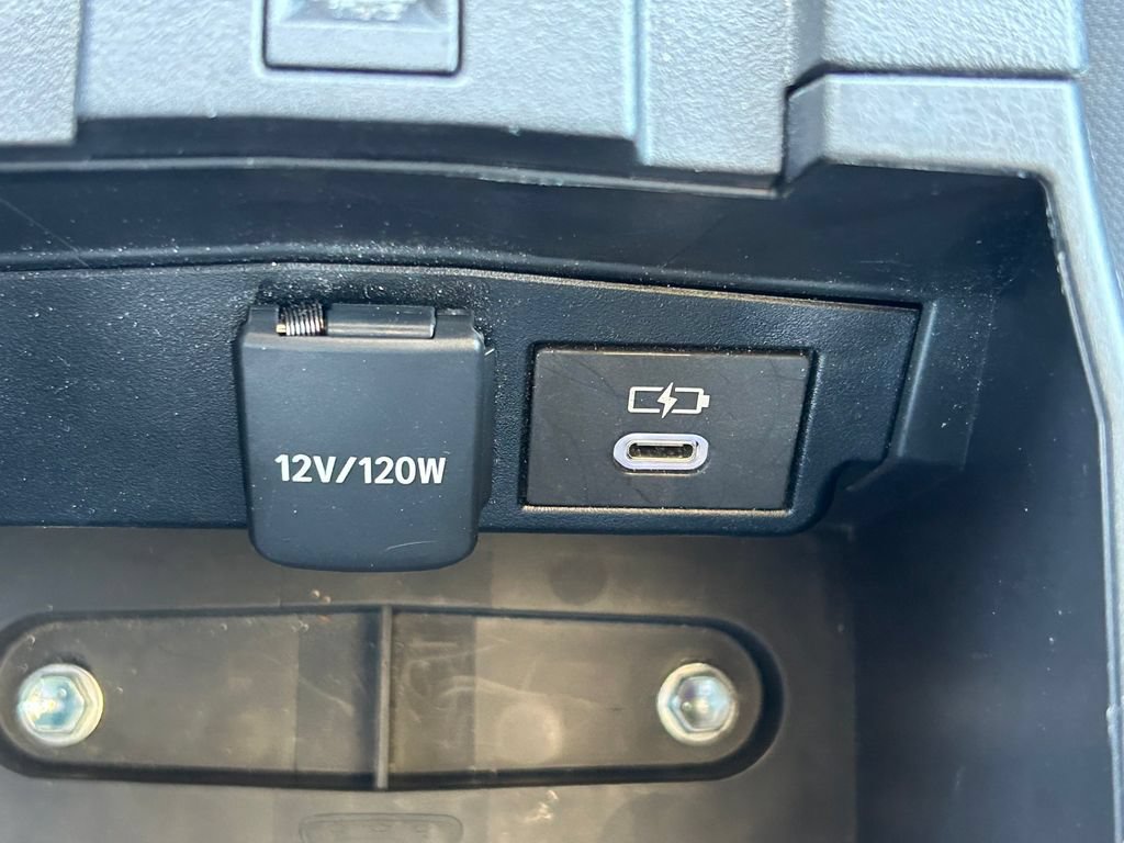 Used 2025 Toyota Corolla LE FWD image 28