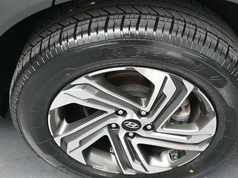 Used 2022 Hyundai Santa Fe SEL image 11