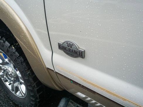 Used 2012 Ford F250 King Ranch w/ King Ranch w/Chrome Pkg image 9