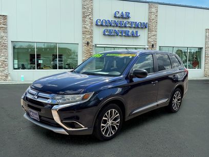Used 2016 Mitsubishi Outlander ES
