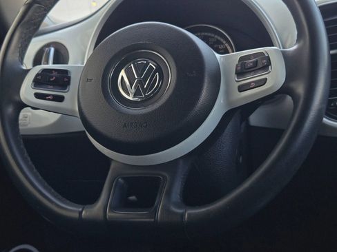 Used 2015 Volkswagen Beetle TDI FWD image 30