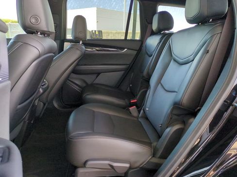 Certified 2023 Cadillac XT6 Premium Luxury FWD image 30