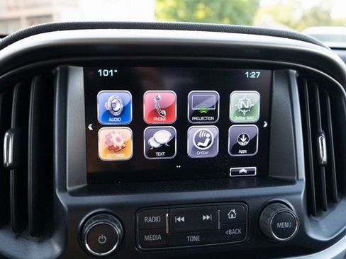 Used 2017 Chevrolet Colorado LT w/ LT Convenience Package image 19