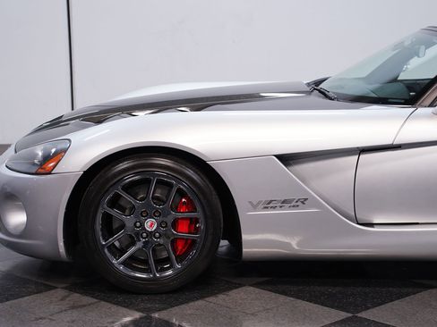 Used 2005 Dodge Viper SRT-10 image 21