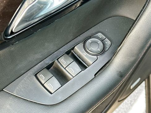 Used 2019 Chevrolet Blazer RS image 18