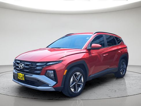 Used 2025 Hyundai Tucson SEL AWD/4WD image 7