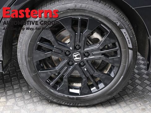 Used 2025 Honda Odyssey Sport-L image 8