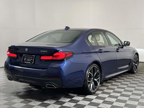 Used 2023 BMW 540i xDrive w/ Executive Package image 10