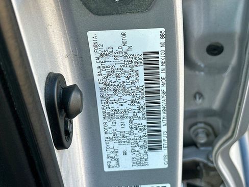 Used 2013 Toyota Tacoma 4x4 Double Cab w/ TRD Off-Road Pkg image 31