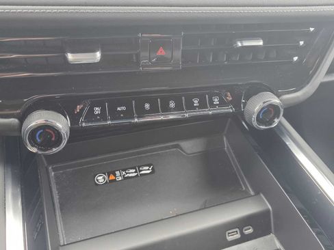 Certified 2025 Chevrolet Tahoe LT AWD/4WD image 28