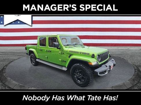 Certified 2025 Jeep Gladiator Sport AWD/4WD image 1