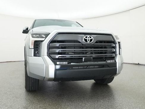 New 2026 Toyota Tundra Limited AWD/4WD image 30