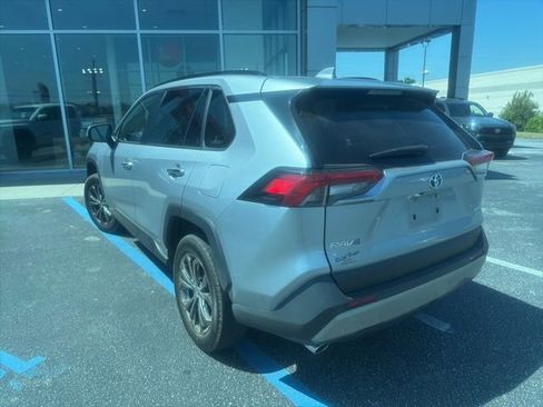 Used 2023 Toyota RAV4 Limited AWD/4WD image 4