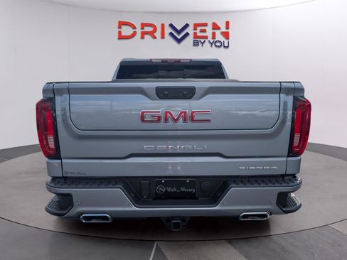 Used 2024 GMC Sierra 1500 Denali w/ Denali Reserve Package AWD/4WD image 4