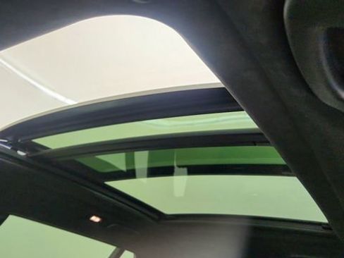 Used 2025 BMW X7 M60i image 64